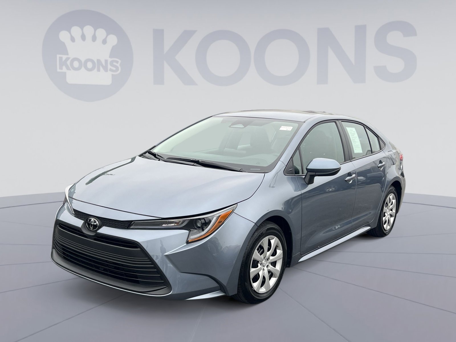 Used 2026 Toyota Corolla LE FWD image 1
