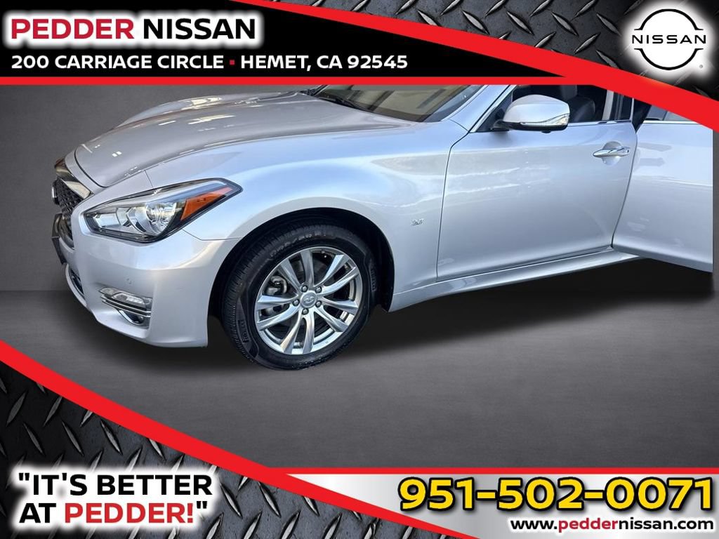 Used 2019 INFINITI Q70 Luxe