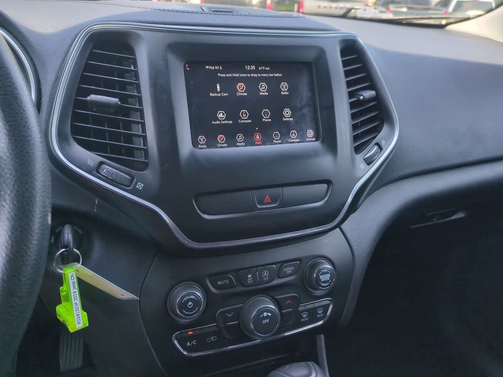 Used 2019 Jeep Cherokee Latitude w/ Popular Appearance Group image 27