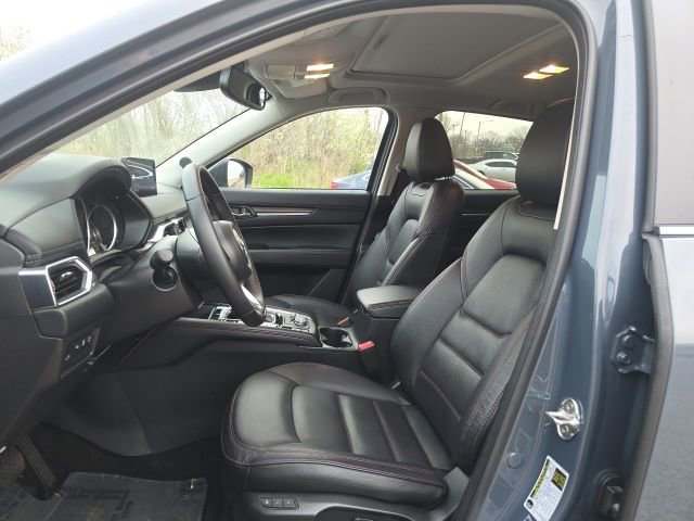 Used 2025 MAZDA CX-5 Carbon Edition AWD/4WD image 11