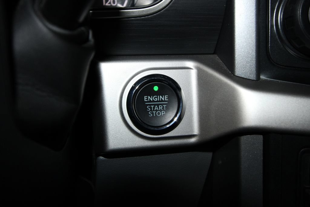 Used 2022 Ford F150 XLT w/ Equipment Group 302A High AWD/4WD image 14