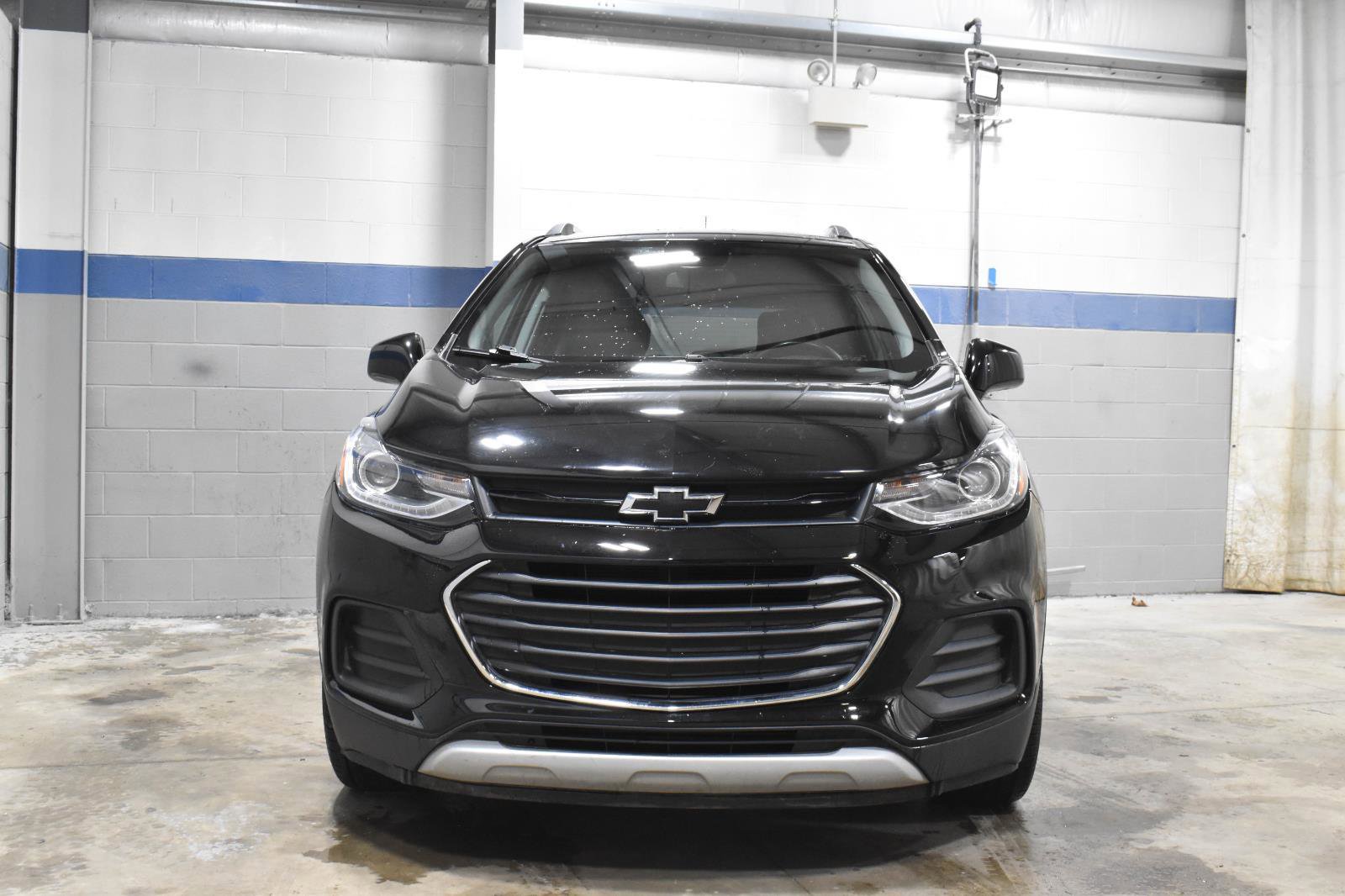 Used 2021 Chevrolet Trax LT w/ Redline Edition image 30