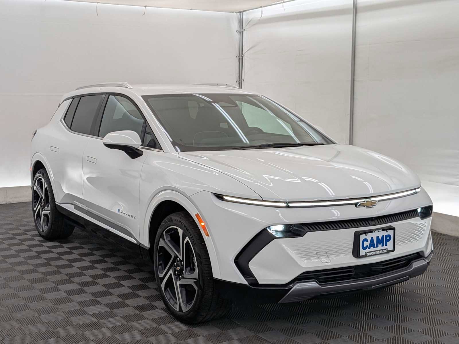 New 2026 Chevrolet Equinox EV LT image 8