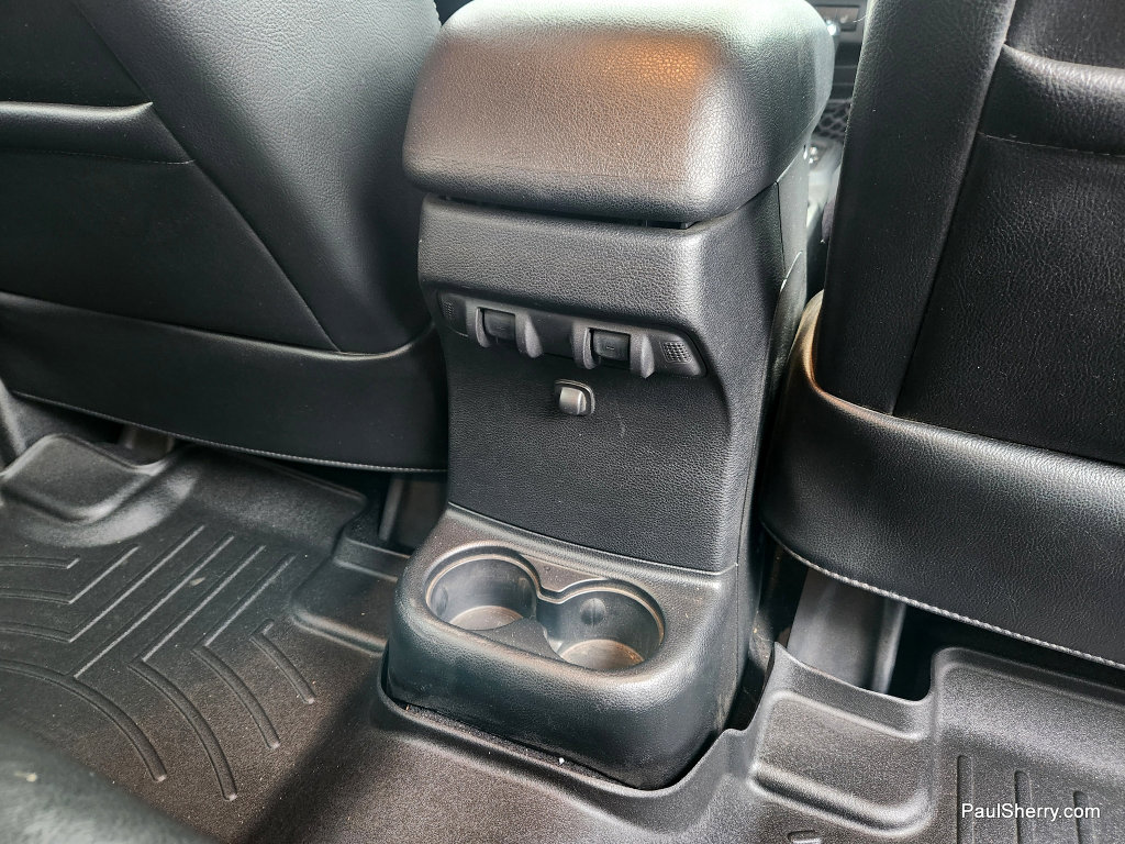 Used 2013 Jeep Wrangler Unlimited Rubicon w/ Connectivity Group image 49