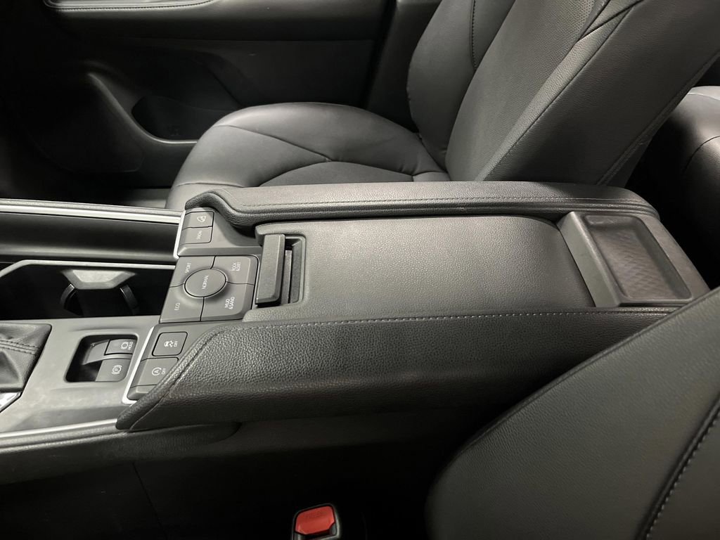 Used 2024 Toyota Grand Highlander XLE image 20