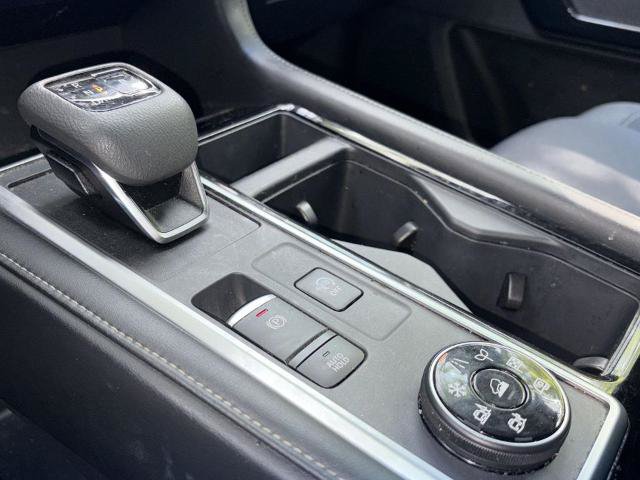 Certified 2025 Nissan Pathfinder SV w/ SV Premium Package AWD/4WD image 5