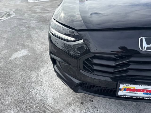 Certified 2025 Honda HR-V Sport image 40