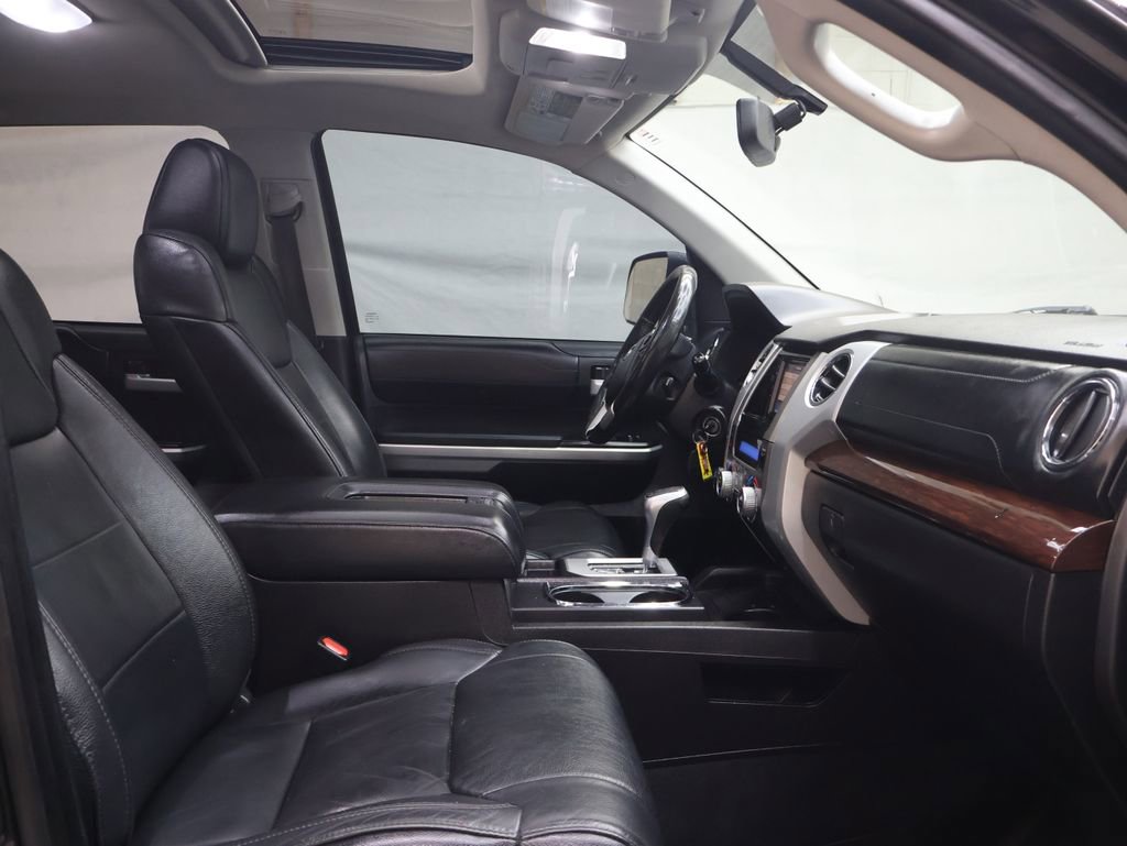 Used 2015 Toyota Tundra Limited w/ Limited Premium Package image 10