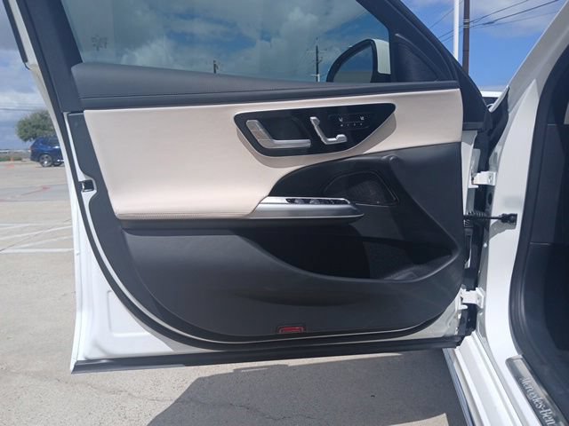 Used 2026 Mercedes-Benz E 350 Sedan image 19