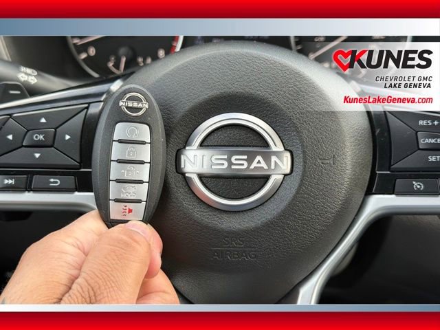 Used 2024 Nissan Altima 2.5 SR FWD image 41