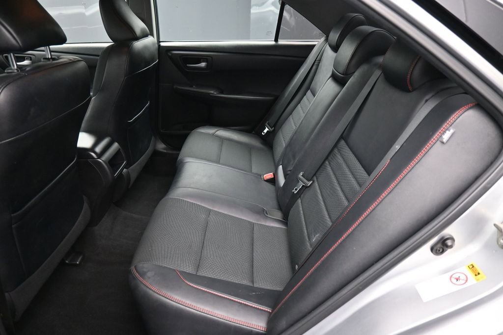 Used 2017 Toyota Camry SE w/ Protection Package (Q2) FWD image 20