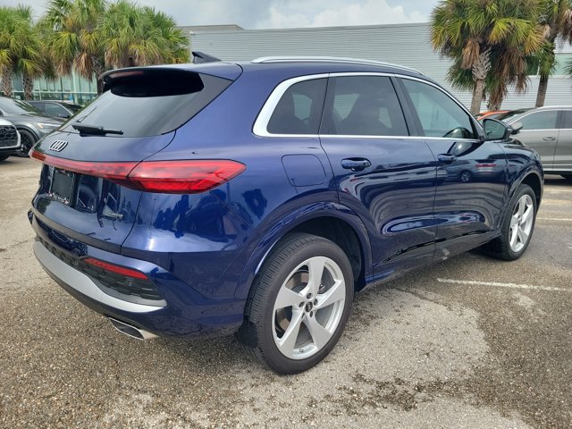 Certified 2025 Audi Q5 Premium w/ Premium Plus AWD/4WD image 7