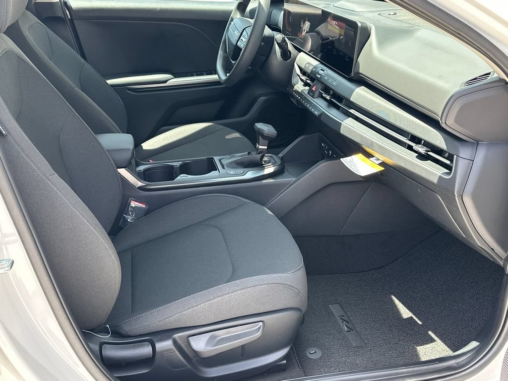 New 2026 Kia K4 FWD image 9