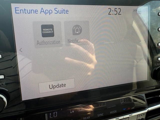 Used 2021 Toyota Sienna XLE AWD/4WD image 29
