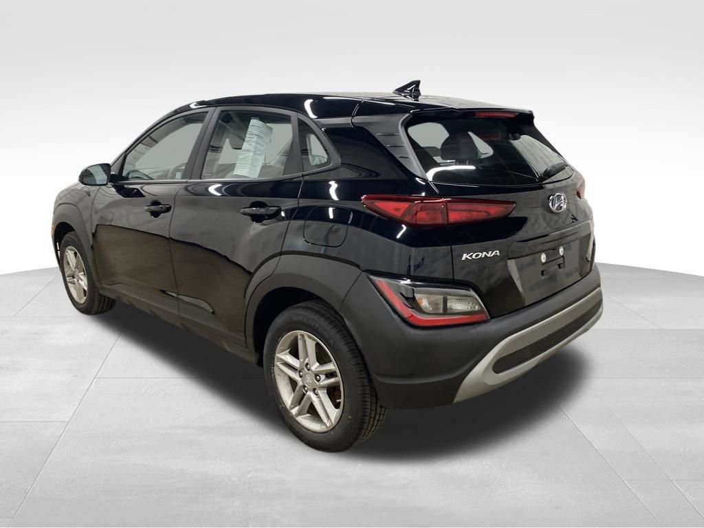 Used 2023 Hyundai Kona SE image 5