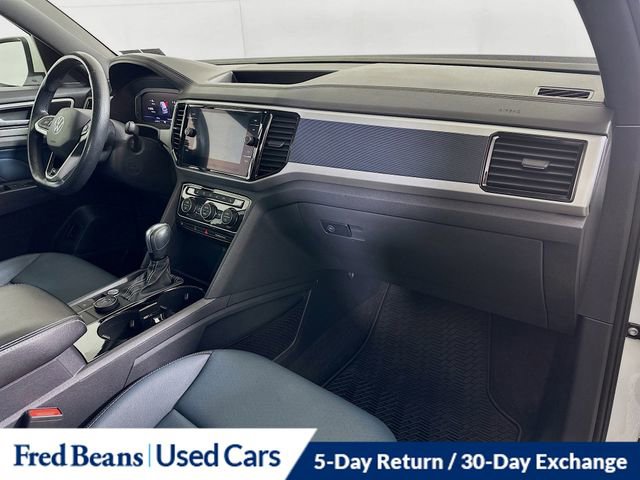 Used 2022 Volkswagen Atlas Cross Sport SEL R-Line image 30