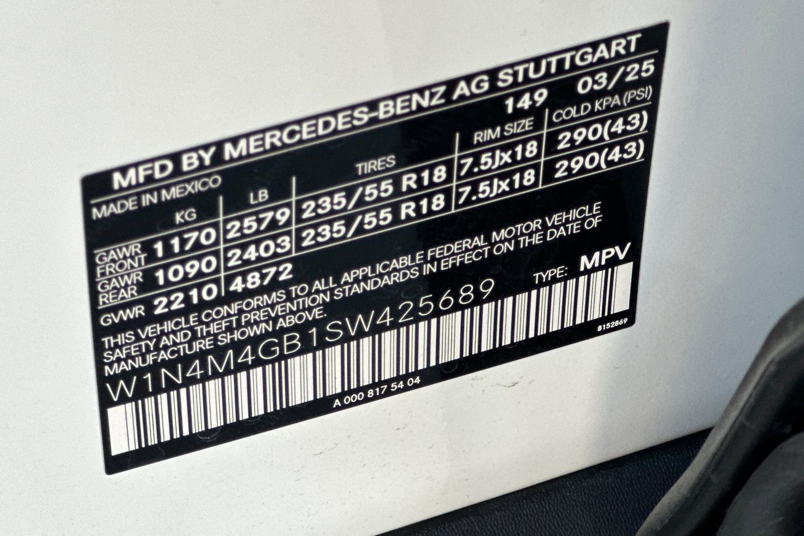 New 2025 Mercedes-Benz GLB 250 image 34