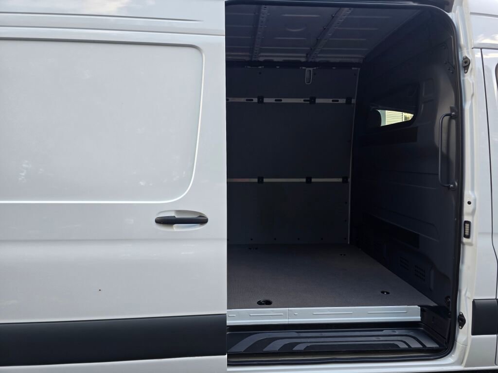 New 2026 Mercedes-Benz Sprinter 3500 image 17