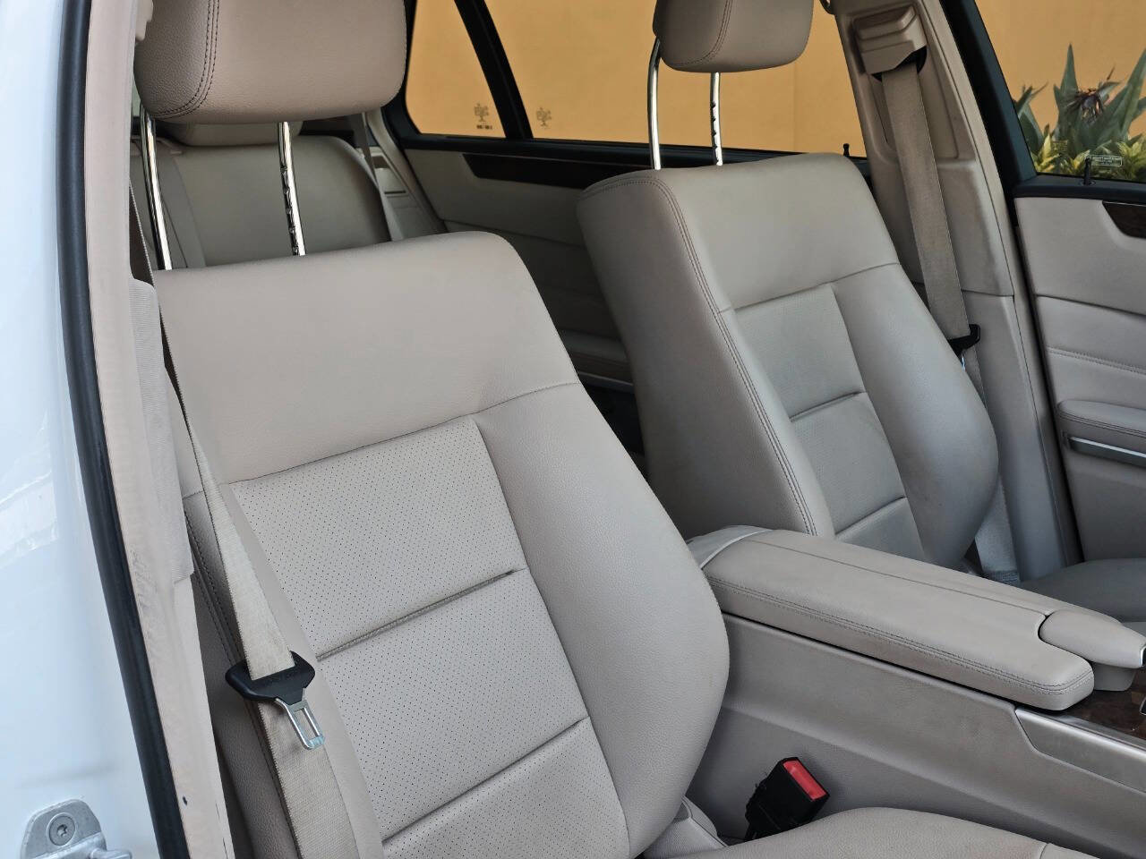 Used 2014 Mercedes-Benz E 350 4MATIC Wagon w/ Premium 1 Package image 75