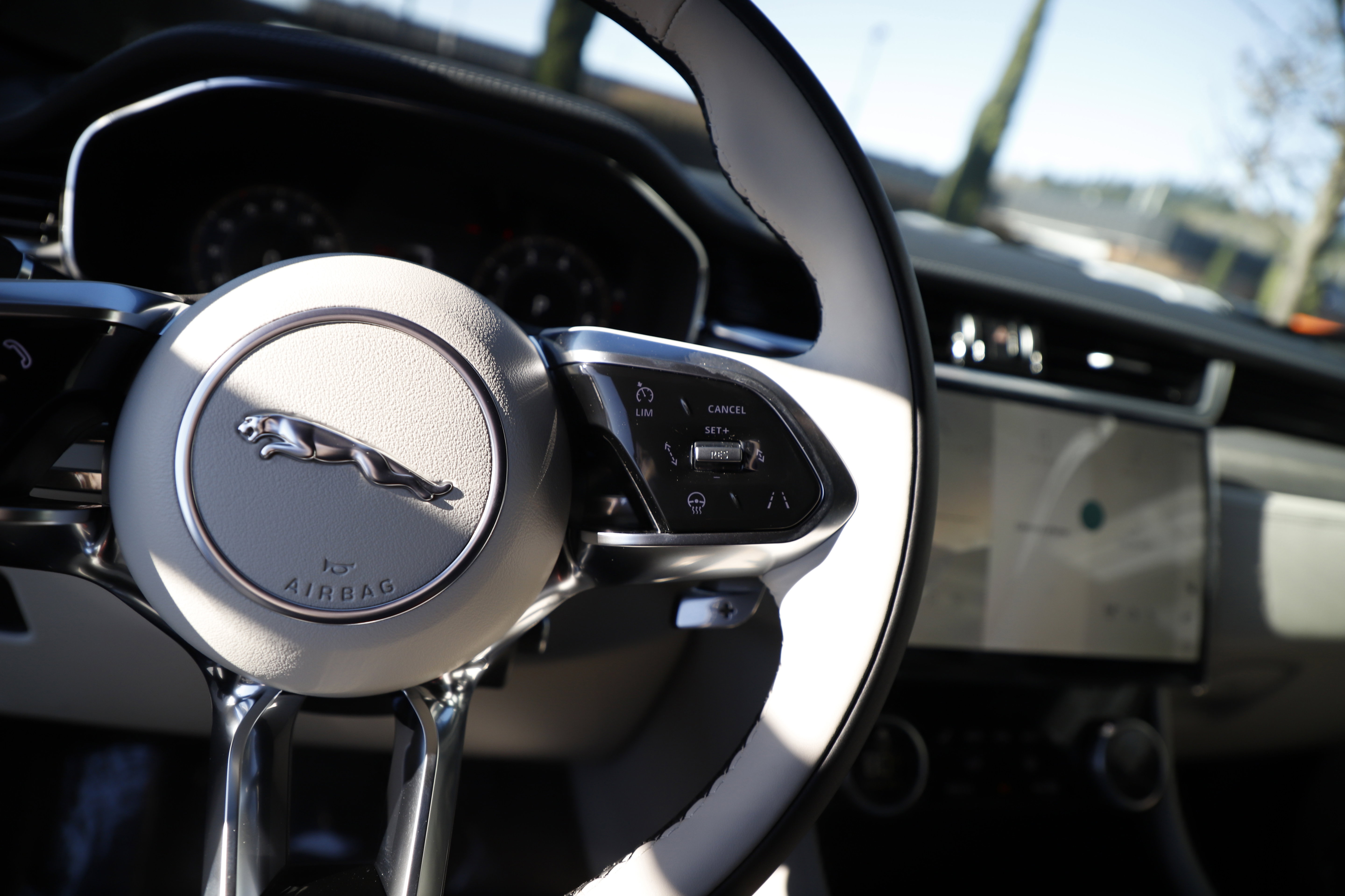 New 2026 Jaguar F-PACE R-Dynamic S AWD/4WD image 29