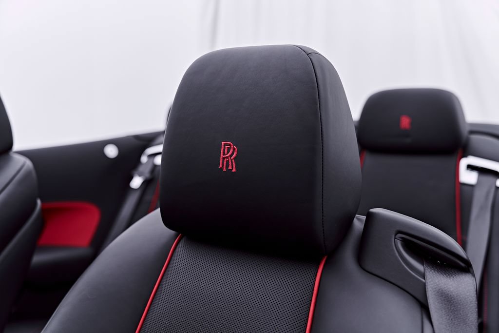 Used 2020 Rolls-Royce Dawn RWD image 61