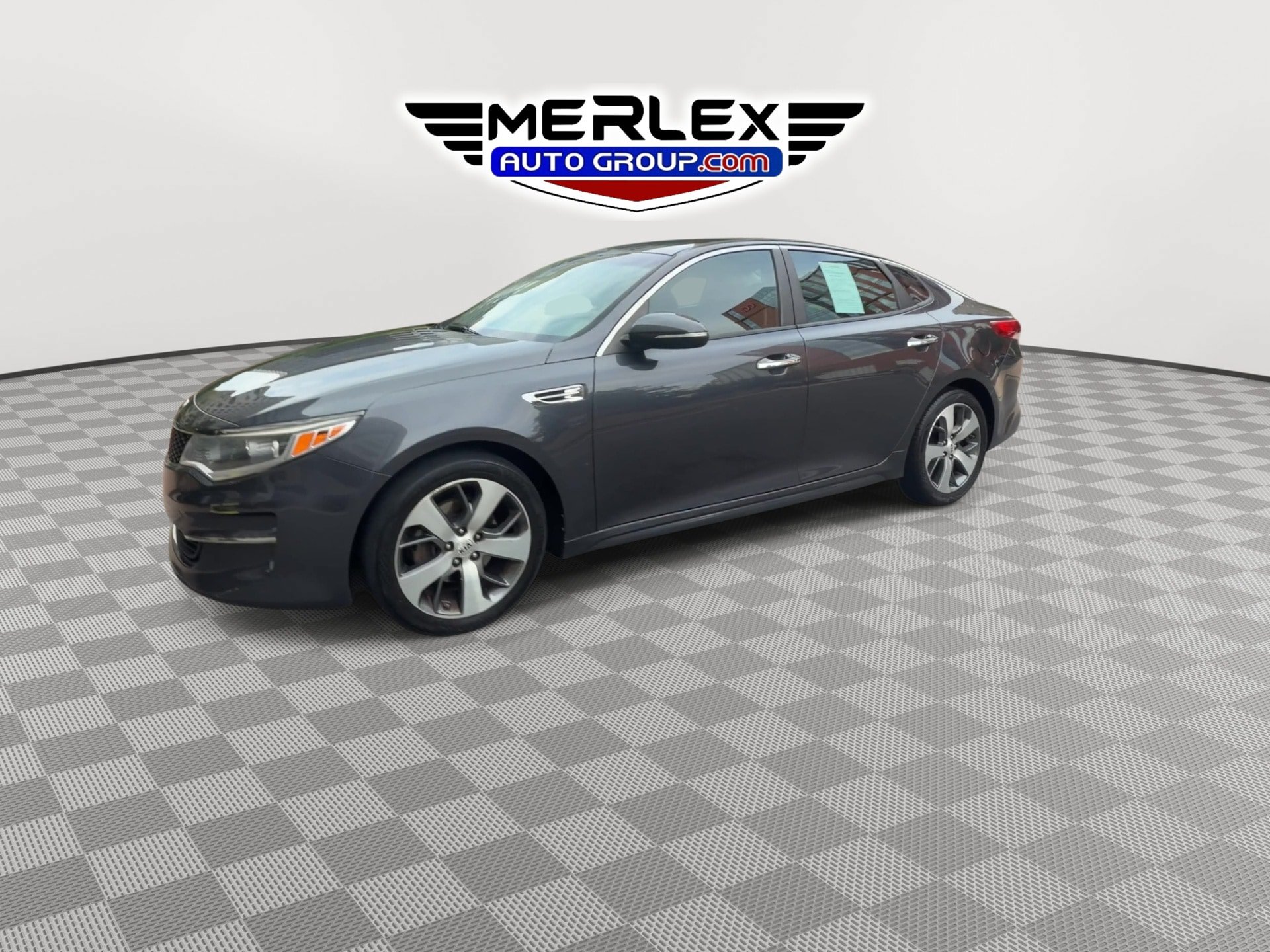 Used 2017 Kia Optima LX FWD image 4