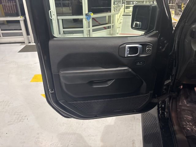 Used 2021 Jeep Wrangler Unlimited Sahara image 15