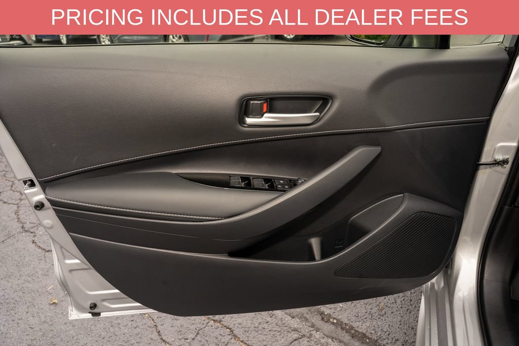 Used 2026 Toyota Corolla SE FWD image 11