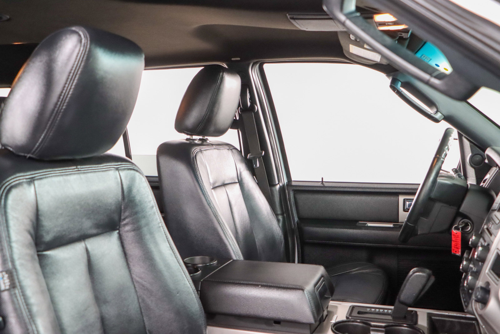 Used 2017 Ford Expedition XLT image 29