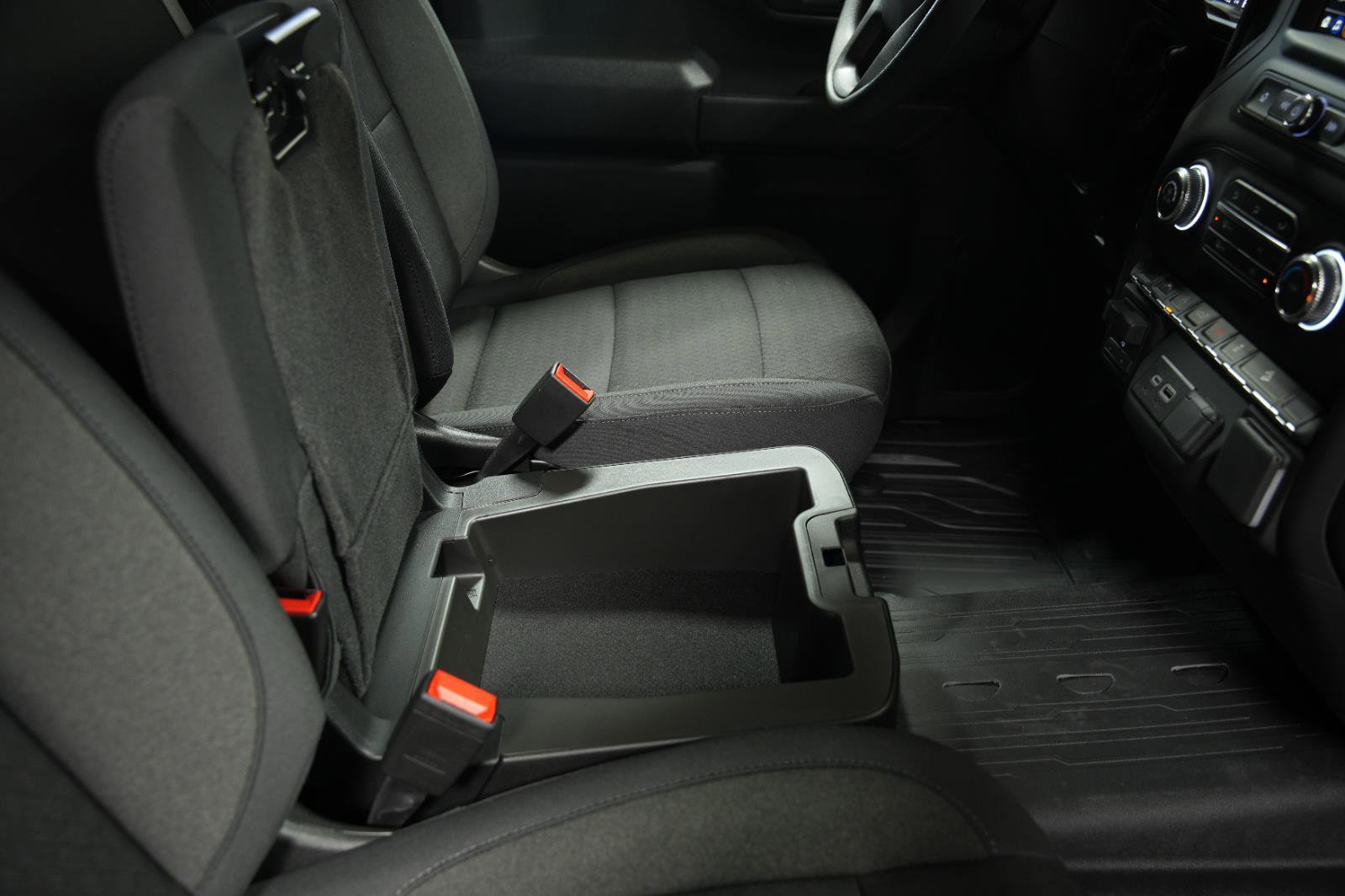 New 2026 GMC Sierra 1500 Pro w/ Graphite Edition image 18