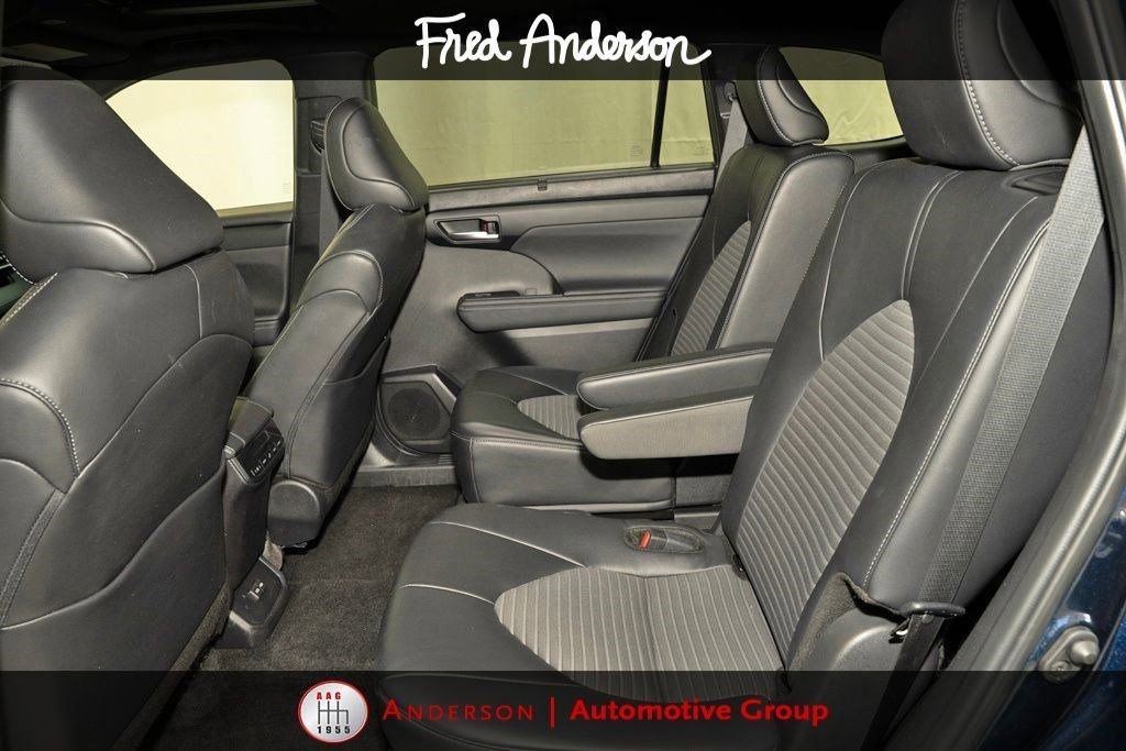 Used 2024 Toyota Highlander XSE image 9