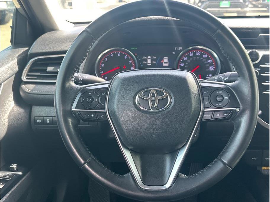 Used 2020 Toyota Camry XSE w/ Carpet Mat Package image 16