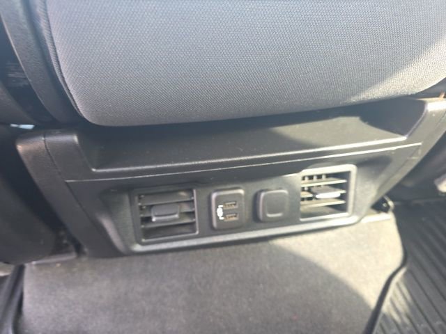 Used 2020 Chevrolet Silverado 1500 LT w/ All-Star Edition AWD/4WD image 36