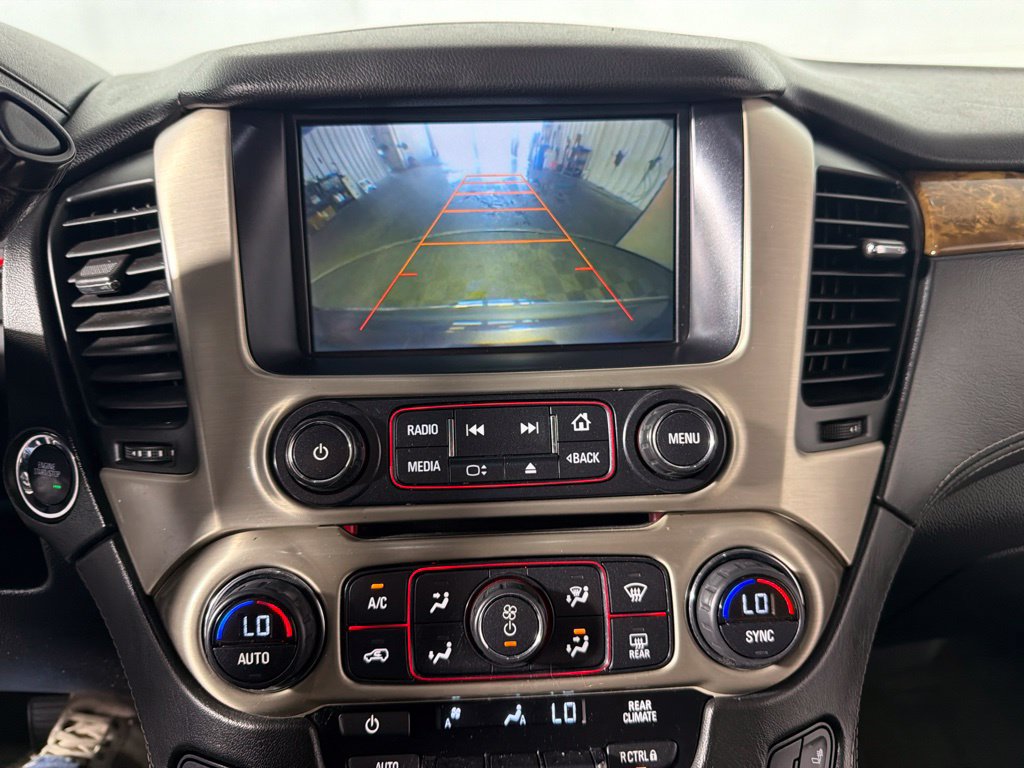 Used 2015 GMC Yukon Denali w/ Touring Package AWD/4WD image 16