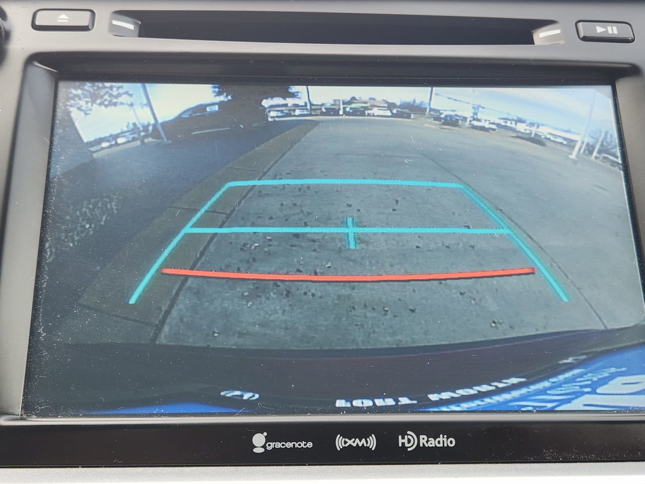 Used 2017 Toyota Highlander SE image 17