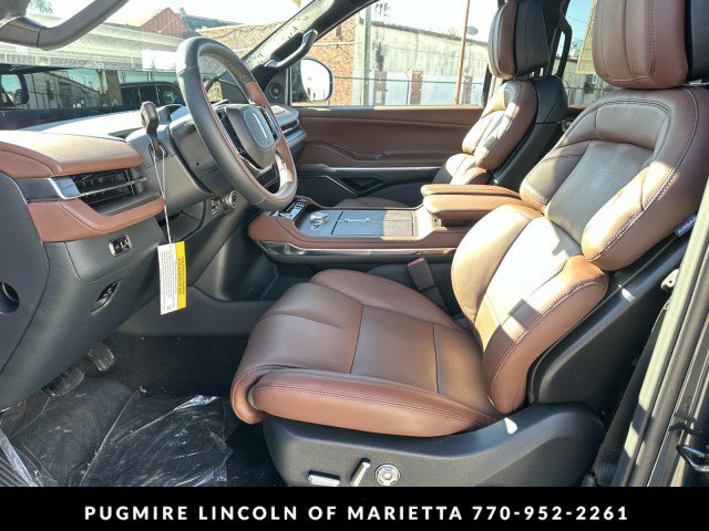 New 2026 Lincoln Navigator L Reserve image 9