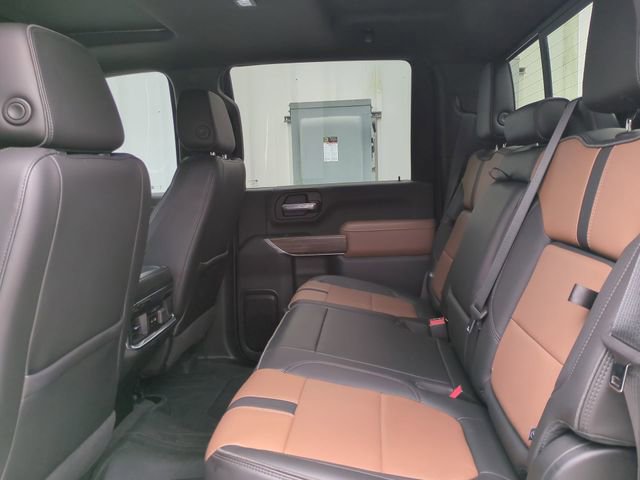 Certified 2022 Chevrolet Silverado 2500 High Country w/ LPO, Dark Essentials Package image 15