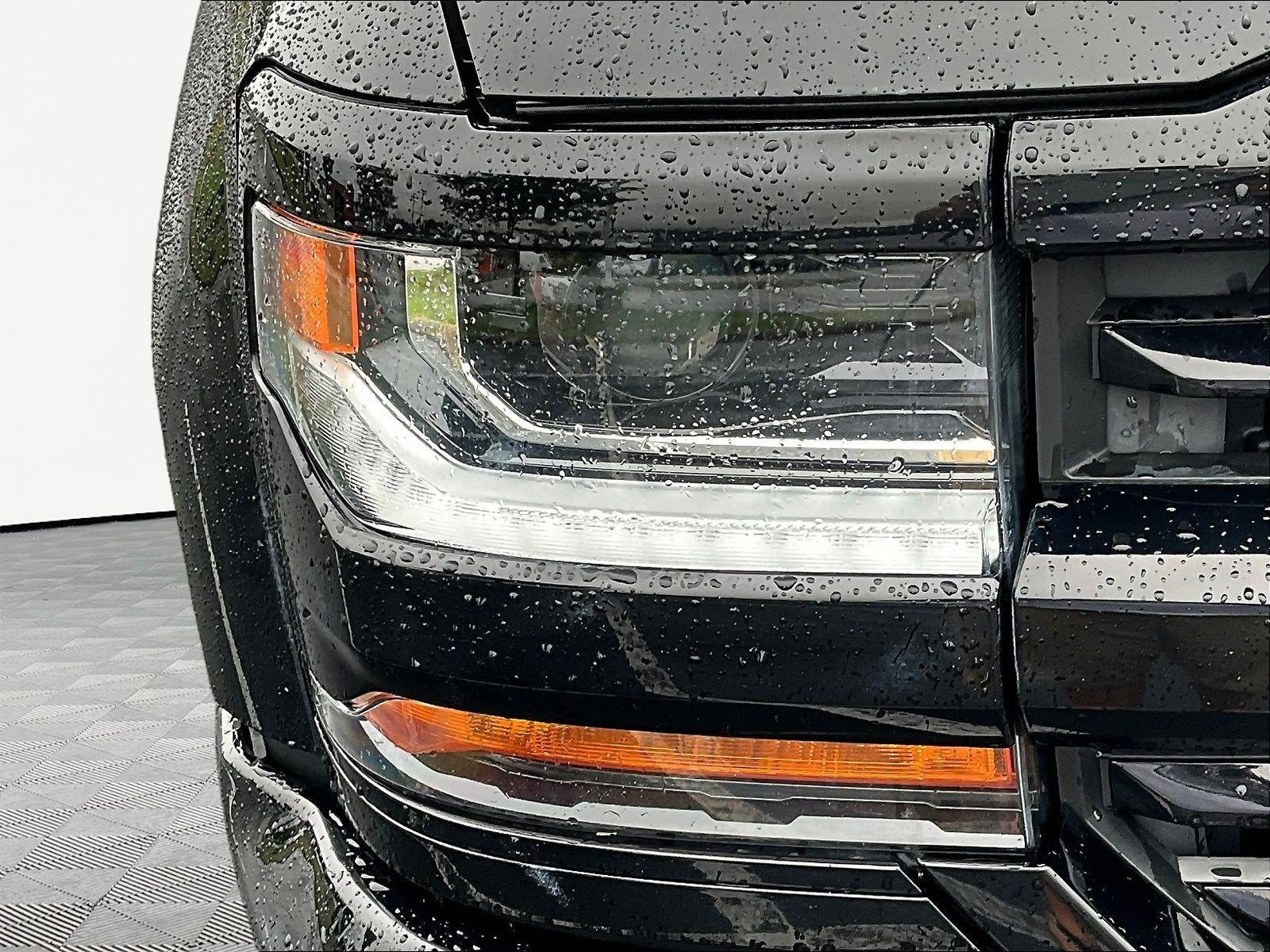 Used 2019 Chevrolet Silverado 1500 LT w/ All Star Edition AWD/4WD image 32