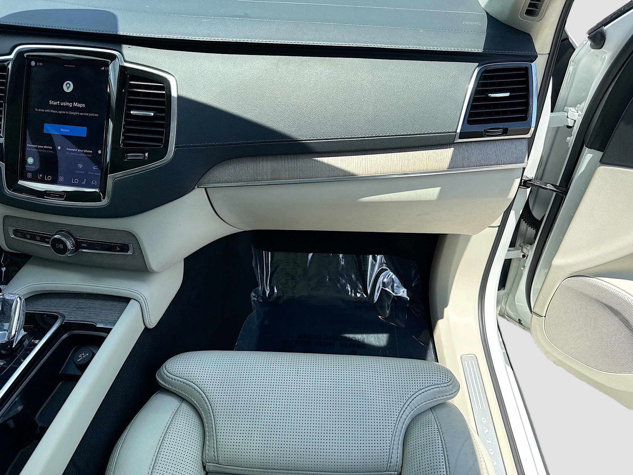 Used 2024 Volvo XC90 B6 Ultimate w/ Lounge Package AWD/4WD image 18