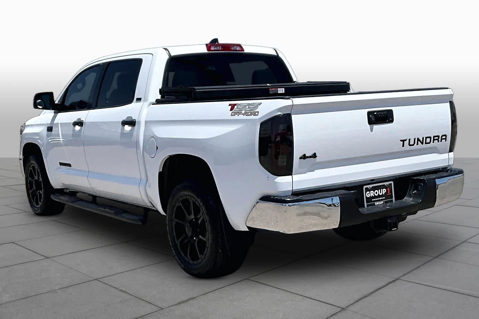 Used 2020 Toyota Tundra SR5 w/ SR5 Leather Package AWD/4WD image 12