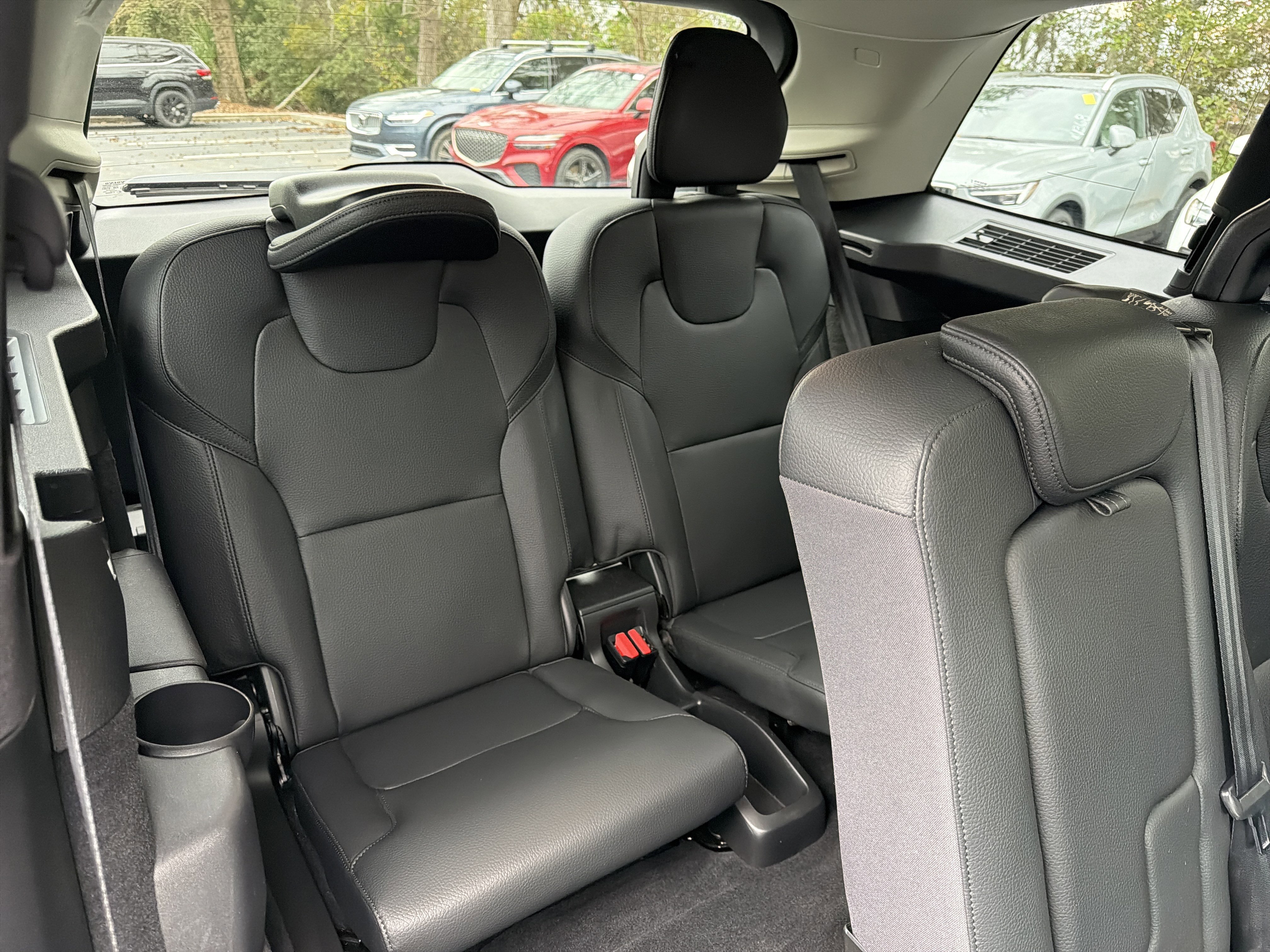Certified 2022 Volvo XC90 T8 Inscription Expression w/ Advanced Package image 33