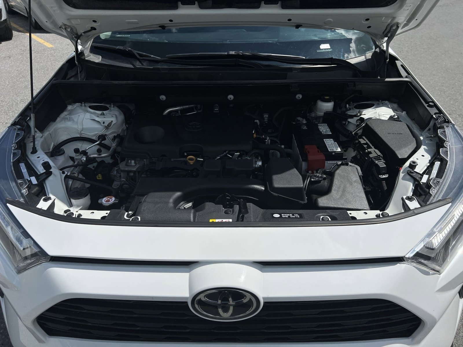 Used 2022 Toyota RAV4 XLE AWD/4WD image 34