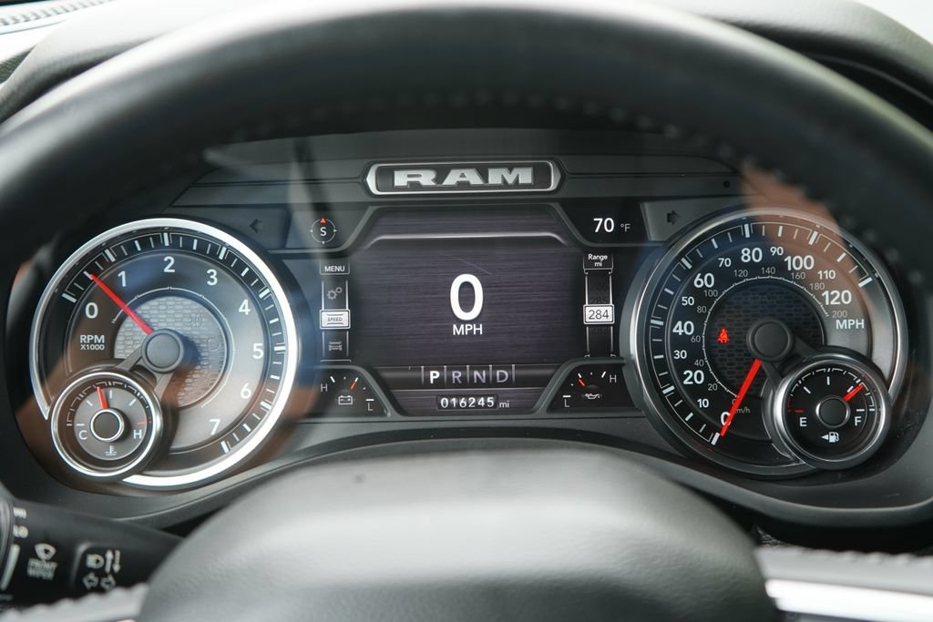 Used 2022 RAM 1500 Big Horn AWD/4WD image 19