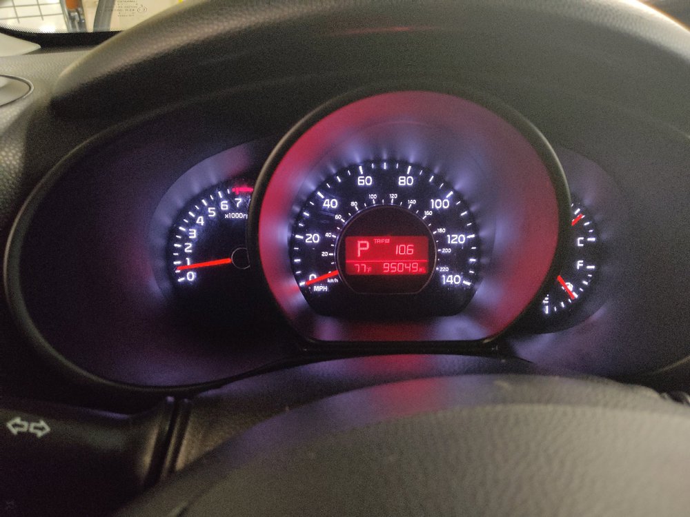 Used 2017 Kia Soul FWD image 23