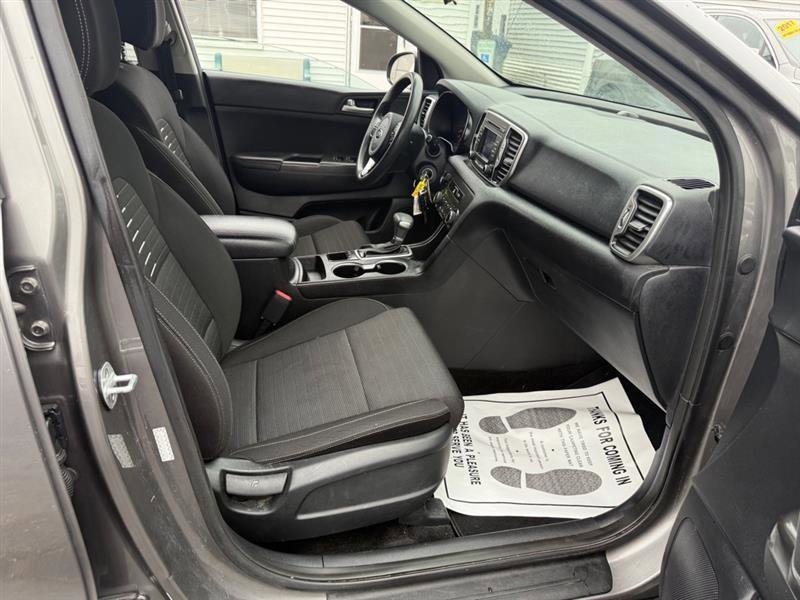 Used 2018 Kia Sportage LX AWD/4WD image 15