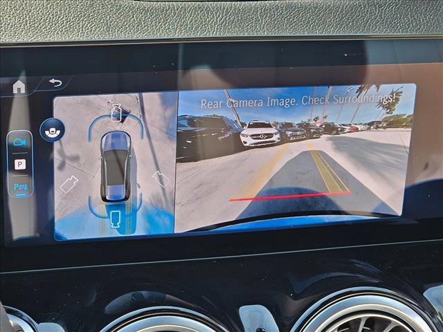 Used 2025 Mercedes-Benz GLB 250 image 13