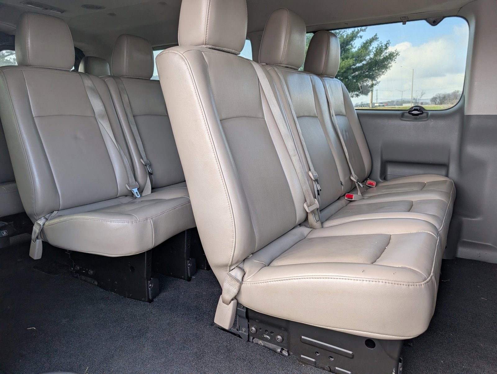 Used 2016 Nissan NV 3500 SL image 8