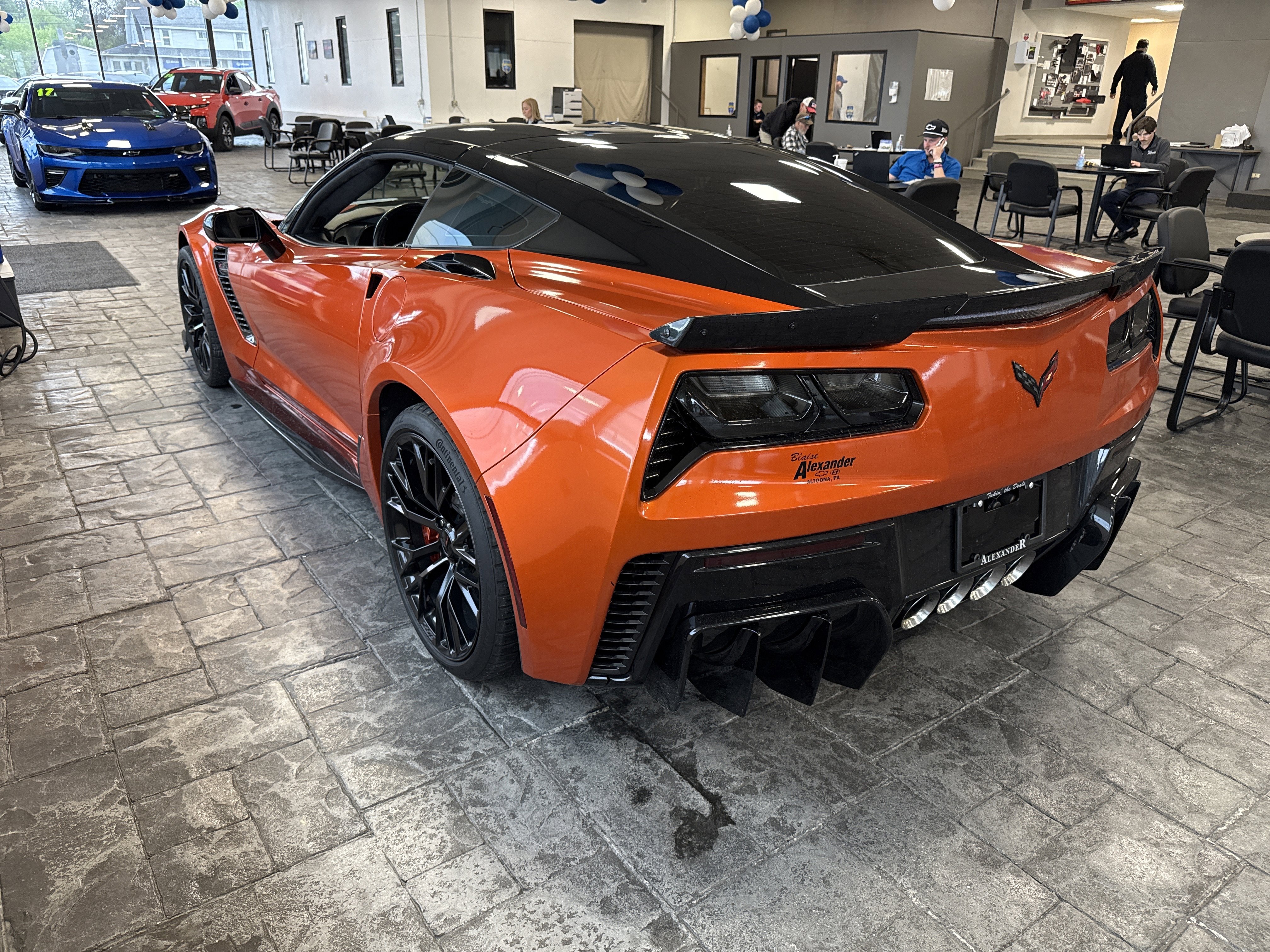 Used 2017 Chevrolet Corvette Z06 RWD image 8