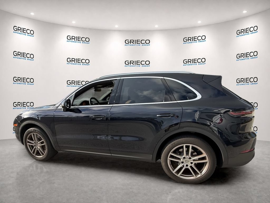 Used 2023 Porsche Cayenne Platinum Edition AWD/4WD image 5