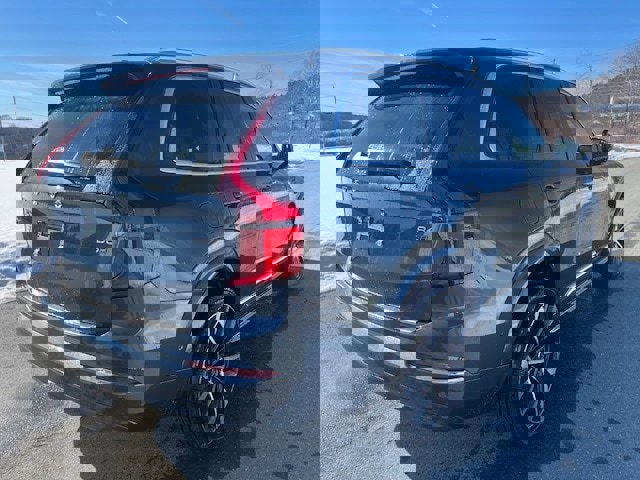 New 2026 Volvo XC90 B6 Plus w/ Protection Package Premier image 3